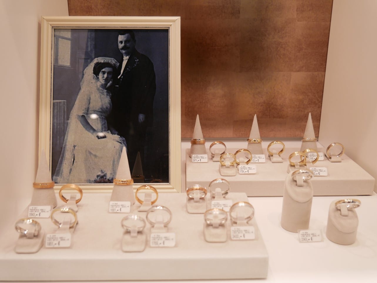 Ringe 1 Juwelier Herzenssache Stuttgart Ringe Stuttgart – Individuelle Designs und edle Materialien